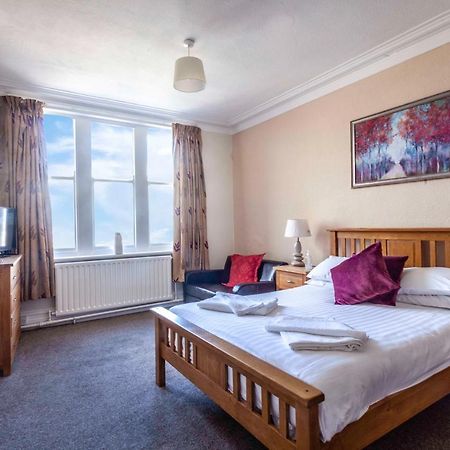 Hotel The Royal Bar & Shaker Morecambe Exteriér fotografie